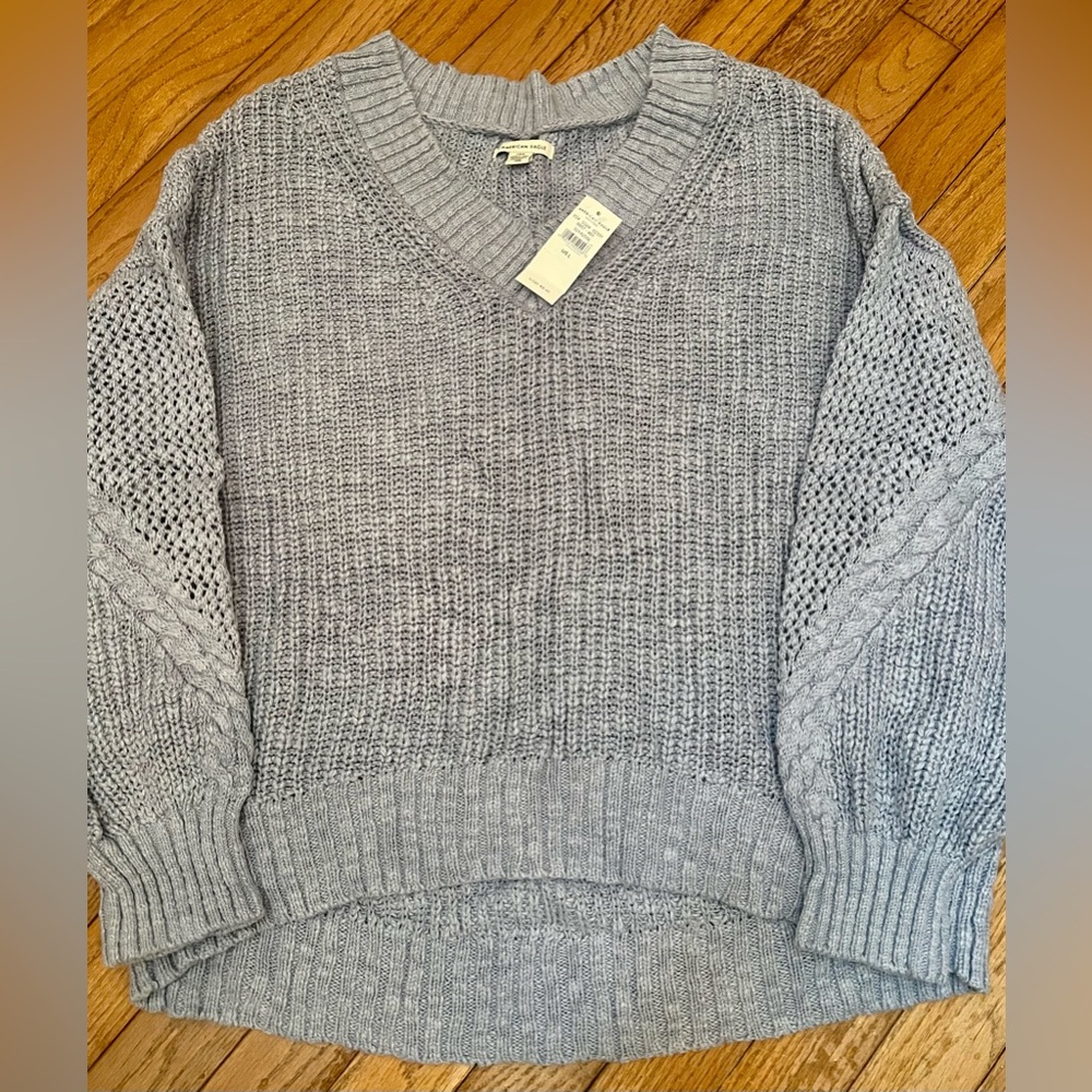 American Eagle Outfitters Light Gray/ periwinkle V-Neck Sweater L Large